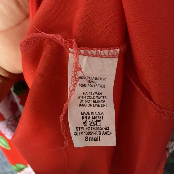 Peach Love California Red Floral Dress small red and pink floral - Picture 9 of 12